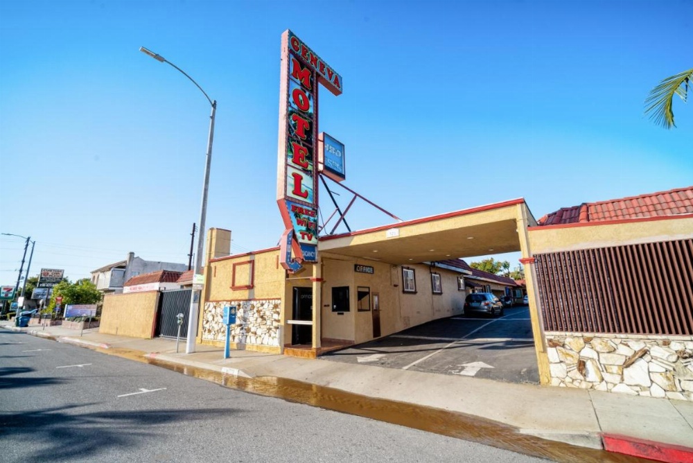 Geneva Motel Image 21